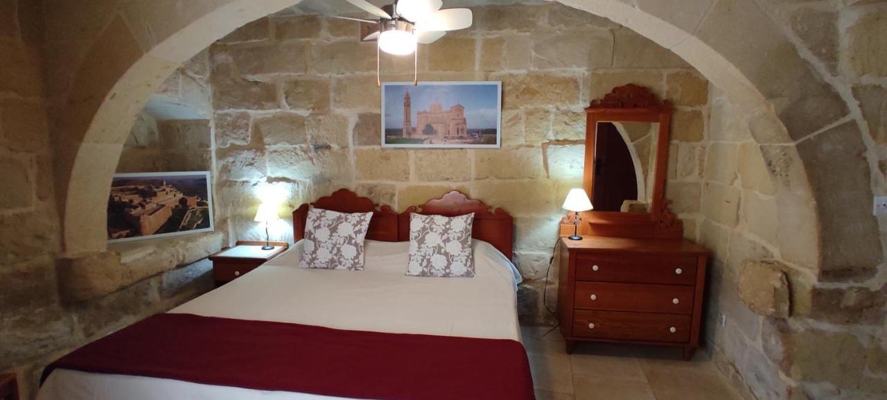 Ta Ildis Farmhouse Nadur Exterior foto